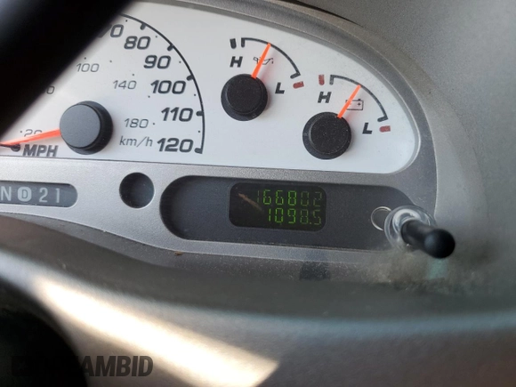 2005 Ford Explorer Sport Trac XLS z VIN 1FMZU67K45UB36052, wystawiony jako Copart lot #62982835 z przebiegiem 166 802 mil mil oraz Szkoda całkowita • Salvage title. Historia ofert i sprzedaży dostępna na DreamBid. Obrazek 9.