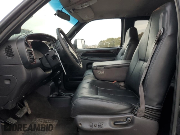 1999 Dodge Ram 2500 with VIN 1B7KF2361XJ517346, listed as a Copart auction lot 78582104 with 302,663 mi miles and Salvage Title. Bid and sale history available at carsss.com. Image 7.