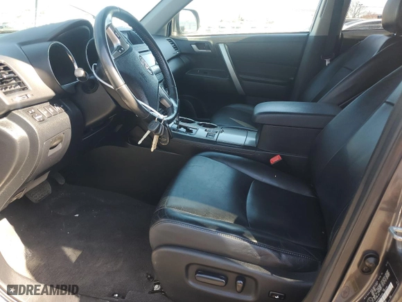 2013 Toyota Highlander with VIN 5TDBK3EH6DS219910, listed as a Copart auction lot 47613765 with 105,021 mi miles and Clean Title. Bid and sale history available at carsss.com. Image 7.