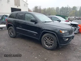 2016 Jeep Grand Cherokee 75th Anniversary z VIN 1C4RJFAG8GC456890, wystawiony jako IAAI lot #42152651 z przebiegiem 146 033 mil mil oraz . Historia ofert i sprzedaży dostępna na DreamBid. Obrazek 1.