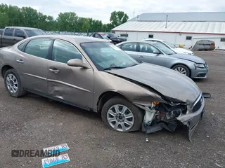 2007 Buick LaCrosse CX with VIN 2G4WC552671119027, listed as a IAAI auction lot 42362279 with 164,220 mi miles and . Bid and sale history available at DreamBid. Image 1.