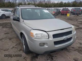 2008 Chevrolet Uplander LT w/1LT with VIN 1GNDV33158D136872, listed as a IAAI auction lot 41515938 with 0 mi miles. Bid and sale history available at carsss.com. Image 1.