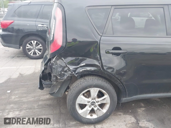 2018 Kia Soul with VIN KNDJN2A20J7516871, listed as a IAAI auction lot 41918858 with 66,614 mi miles. Bid and sale history available at carsss.com. Image 6.