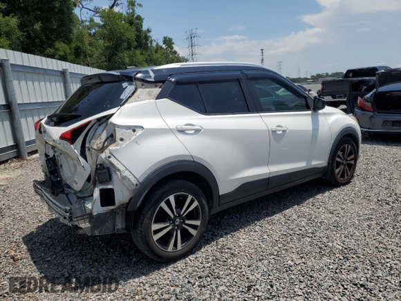 2020 Nissan Kicks SV z VIN 3N1CP5CV9LL487710, wystawiony jako Copart lot #58723695 z przebiegiem 76 425 mil mil oraz Szkoda całkowita • Salvage title. Historia ofert i sprzedaży dostępna na DreamBid. Obrazek 3.
