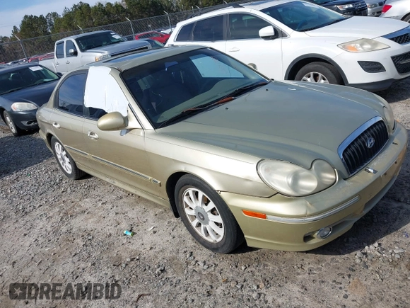 2002 Hyundai Sonata GLS with VIN KMHWF35HX2A506484, listed as a IAAI auction lot 41257939 with 280,153 mi miles. Bid and sale history available at carsss.com. Image 1.