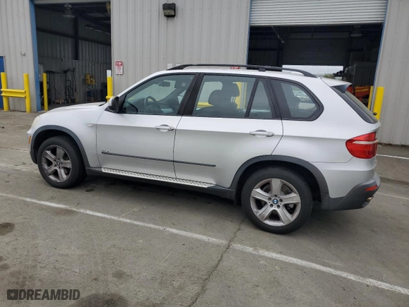 2007 BMW X5 3.0si with VIN 5UXFE43517L011431, listed as a Copart auction lot 52992415 with 179,155 mi miles and Clean Title. Bid and sale history available at carsss.com. Image 2.