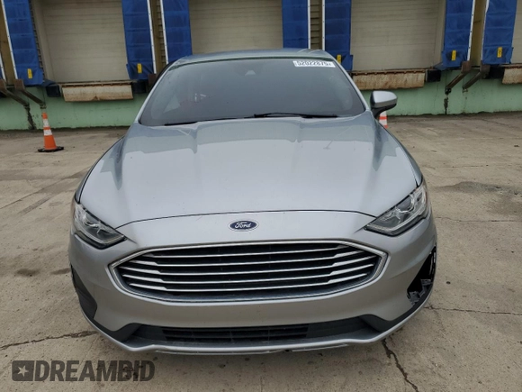2020 Ford Fusion SE with VIN 3FA6P0HD3LR180422, listed as a Copart auction lot 52022875 with 41,981 mi miles and Clean Title. Bid and sale history available at DreamBid. Image 5.