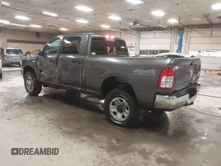 2021 Ram 2500 Tradesman с VIN 3C6UR5CJ3MG681322, выставлен на аукционе IAAI как лот 41876099 с пробегом 95 226 миль миль и . История ставок и продаж доступна на DreamBid. Изображение 3.