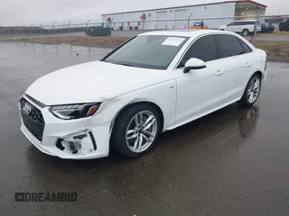 2023 Audi A4 S line Premium Plus z VIN WAUEAAF44PN007093, wystawiony jako IAAI lot #42071571 z przebiegiem 51 244 mil mil oraz . Historia ofert i sprzedaży dostępna na DreamBid. Obrazek 2.
