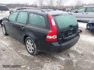 2007 Volvo V50 2.4L with VIN YV1MW382872316147, listed as a IAAI auction lot 41547724 with 275,033 mi miles. Bid and sale history available at carsss.com. Image 3.