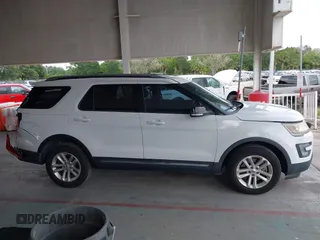 2017 Ford Explorer XLT с VIN 1FM5K7DHXHGB38068, выставлен на аукционе IAAI как лот 42720237 с пробегом 107 155 миль миль и . История ставок и продаж доступна на DreamBid. Изображение 13.