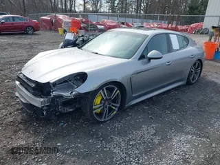 2012 Porsche Panamera с VIN WP0AA2A74CL016133, выставлен на аукционе IAAI как лот 41753535 с пробегом 84 569 миль миль и . История ставок и продаж доступна на DreamBid. Изображение 17.