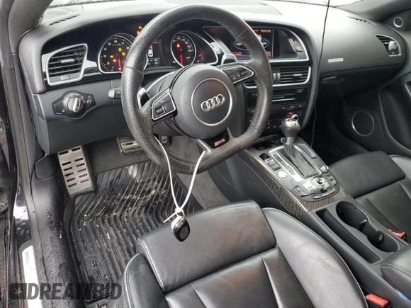 2014 Audi RS 5 z VIN WUAC6AFR6EA902406, wystawiony jako Copart lot #80918504 z przebiegiem 110 133 mil mil oraz Szkoda całkowita • Salvage title. Historia ofert i sprzedaży dostępna na DreamBid. Obrazek 8.
