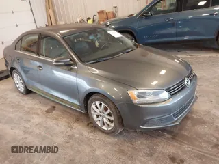 2014 Volkswagen Jetta SE with VIN 3VWD07AJ2EM400385, listed as a IAAI auction lot 42668600 with 172,180 mi miles and . Bid and sale history available at DreamBid. Image 1.