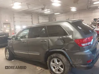 2012 Jeep Grand Cherokee Laredo with VIN 1C4RJFAG3CC209142, listed as a IAAI auction lot 41978296 with 201,796 mi miles. Bid and sale history available at carsss.com. Image 14.