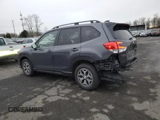 2024 Subaru Forester Premium with VIN JF2SKADC2RH512274, listed as a Copart auction lot 85433794 with 2,482 mi miles and Salvage Title. Bid and sale history available at carsss.com. Image 2.