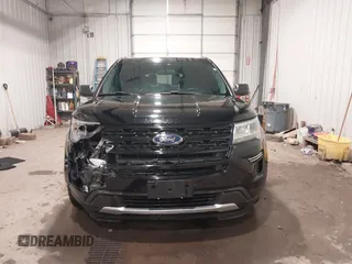 2018 Ford Explorer XLT with VIN 1FM5K8D84JGA57143, listed as a IAAI auction lot 41291025 with 81,113 mi miles and . Bid and sale history available at carsss.com. Image 12.
