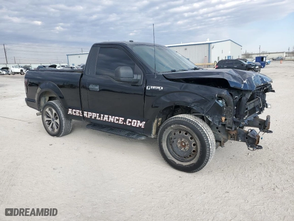 2018 Ford F-150 XL with VIN 1FTMF1EB8JFB17985, listed as a Copart auction lot 88501295 with 117,208 mi miles and Clean Title. Bid and sale history available at carsss.com. Image 4.