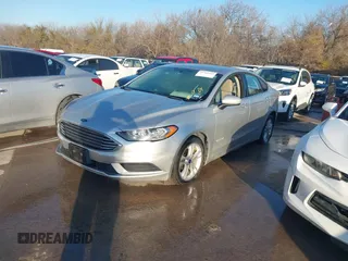 2018 Ford Fusion Hybrid SE with VIN 3FA6P0LU9JR162611, listed as a IAAI auction lot 41760137 with 62,658 mi miles. Bid and sale history available at carsss.com. Image 17.