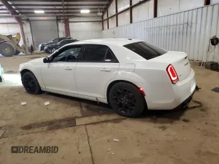 2016 Chrysler 300 with VIN 2C3CCAGG2GH106649, listed as a Copart auction lot 48715635 with 93,037 mi miles and Clean Title. Bid and sale history available at carsss.com. Image 2.
