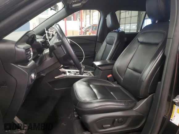 2020 Ford Explorer XLT with VIN 1FMSK8DH7LGC26593, listed as a Copart auction lot 49618145 with 191,010 mi miles and Salvage Title. Bid and sale history available at DreamBid. Image 7.