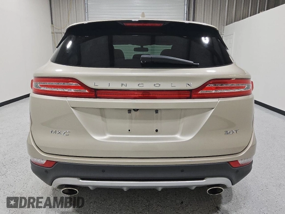 2017 Lincoln MKC Reserve with VIN 5LMCJ3C94HUL50945, listed as a Copart auction lot 61729945 with 66,179 mi miles and Clean title. Bid and sale history available at DreamBid. Image 6.