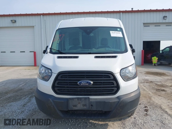 2019 Ford Transit с VIN 1FTBW2CM1KKA40712, выставлен на аукционе IAAI как лот 42479641 с пробегом 53 711 миль миль и . История ставок и продаж доступна на DreamBid. Изображение 13.