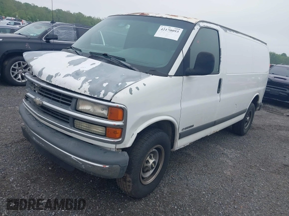 2002 Chevrolet Express Cargo with VIN 1GCHG35R621159402, listed as a IAAI auction lot 42170093 with Not provided miles and . Bid and sale history available at DreamBid. Image 17.