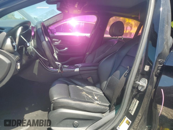 2018 Mercedes-Benz C 300 z VIN WDDWF4JB8JR318967, wystawiony jako Copart lot #61594095 z przebiegiem 93 534 mil mil oraz Szkoda całkowita • Salvage title. Historia ofert i sprzedaży dostępna na DreamBid. Obrazek 7.