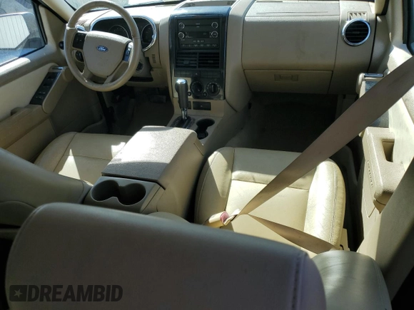 2008 Ford Explorer XLT with VIN 1FMEU638X8UA35093, listed as a Copart auction lot 82516934 with 151,461 mi miles and Salvage title. Bid and sale history available at DreamBid. Image 8.
