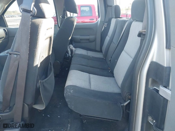 2008 Chevrolet Silverado 1500 Work Truck with VIN 1GCEC19X28Z147009, listed as a IAAI auction lot 41497427 with 181,415 mi miles. Bid and sale history available at carsss.com. Image 8.