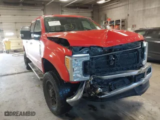 2017 Ford Super Duty F-250 SRW Lariat with VIN 1FT7W2BT1HEC37269, listed as a IAAI auction lot 41657822 with 134,442 mi miles. Bid and sale history available at carsss.com. Image 6.