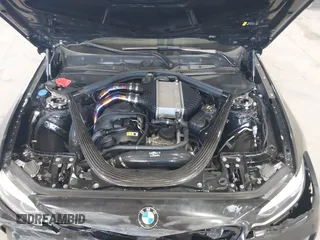 2020 BMW M2 Competition z VIN WBS2U7C09L7F85590, wystawiony jako IAAI lot #41836200 z przebiegiem 59 729 mil mil oraz . Historia ofert i sprzedaży dostępna na DreamBid. Obrazek 10.