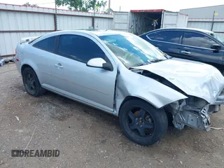 2008 Pontiac G5 with VIN 1G2AL18F687230742, listed as a IAAI auction lot 39769801 with 203,887 mi miles. Bid and sale history available at carsss.com. Image 1.