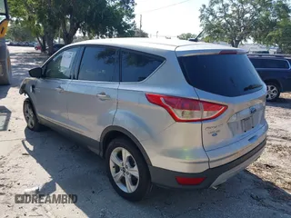 2016 Ford Escape SE z VIN 1FMCU0G76GUA61050, wystawiony jako IAAI lot #42171320 z przebiegiem Nie podano mil oraz . Historia ofert i sprzedaży dostępna na DreamBid. Obrazek 3.