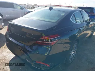 2025 Genesis G70 2.5T z VIN KMTG34SC9SU153977, wystawiony jako IAAI lot #42506204 z przebiegiem 6 627 mil mil oraz . Historia ofert i sprzedaży dostępna na DreamBid. Obrazek 4.
