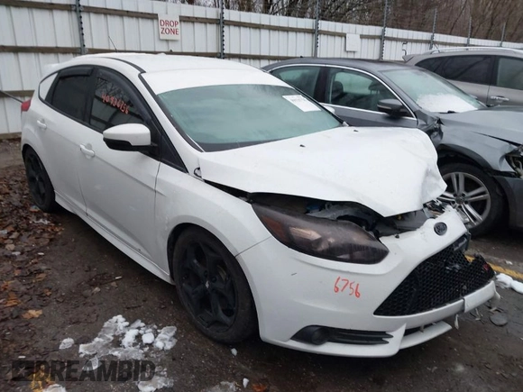2014 Ford Focus ST with VIN 1FADP3L94EL256548, listed as a IAAI auction lot 40936756 with 79,340 mi miles and . Bid and sale history available at carsss.com. Image 1.