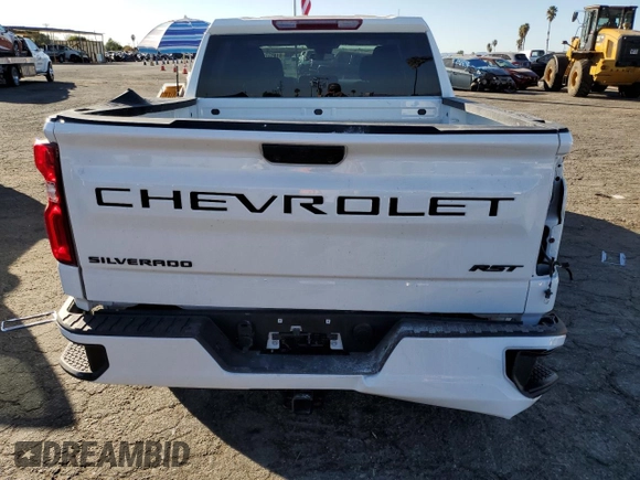 2024 Chevrolet Silverado 1500 RST with VIN 1GCUDEE84RZ169819, listed as a Copart auction lot 81853774 with 11,818 mi miles and Salvage Title. Bid and sale history available at carsss.com. Image 6.