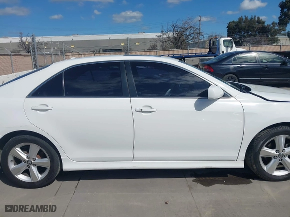 2011 Toyota Camry LE with VIN 4T1BK3EK5BU614516, listed as a IAAI auction lot 41713243 with 287,576 mi miles. Bid and sale history available at carsss.com. Image 14.