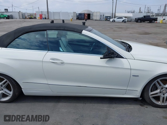 2012 Mercedes-Benz E 350 with VIN WDDKK5KF3CF164187, listed as a IAAI auction lot 42128731 with 111,693 mi miles and . Bid and sale history available at DreamBid. Image 13.