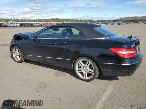 2013 Mercedes-Benz E 350 z VIN WDDKK5KF9DF185188, wystawiony jako Copart lot #52622995 z przebiegiem 89 391 mil mil oraz Szkoda całkowita • Salvage title. Historia ofert i sprzedaży dostępna na DreamBid. Obrazek 2.