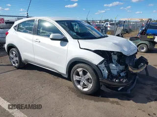 2021 Honda HR-V LX with VIN 3CZRU5H39MM728355, listed as a IAAI auction lot 41723205 with 37,017 mi miles. Bid and sale history available at carsss.com. Image 1.