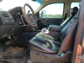 2013 Chevrolet Silverado 3500HD LTZ with VIN 1GC4K1C85DF228856, listed as a Copart auction lot 68224524 with 0 mi miles and Salvage Title. Bid and sale history available at carsss.com. Image 7.