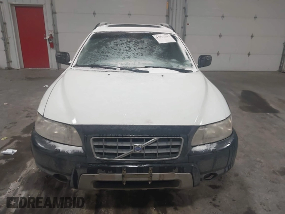 2005 Volvo XC70 with VIN YV1SZ592751190343, listed as a IAAI auction lot 41517785 with 202,533 mi miles and . Bid and sale history available at DreamBid. Image 13.