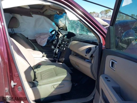 2013 Honda Pilot EX-L with VIN 5FNYF3H52DB026514, listed as a IAAI auction lot 41329658 with 124,885 mi miles. Bid and sale history available at carsss.com. Image 5.