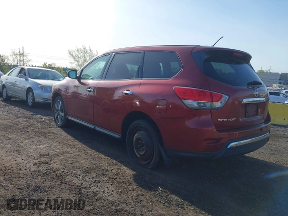 2013 Nissan Pathfinder S with VIN 5N1AR2MM7DC602719, listed as a IAAI auction lot 42144640 with 289,534 mi miles. Bid and sale history available at carsss.com. Image 3.