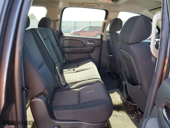 2010 Chevrolet Suburban Commercial with VIN 1GNUKHE39AR226118, listed as a Copart auction lot 73814434 with 195,094 mi miles and Salvage Title. Bid and sale history available at carsss.com. Image 11.
