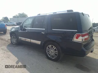 2009 Lincoln Navigator with VIN 5LMFU28519EJ00014, listed as a IAAI auction lot 34175725 with 123,855 mi miles and . Bid and sale history available at DreamBid. Image 3.