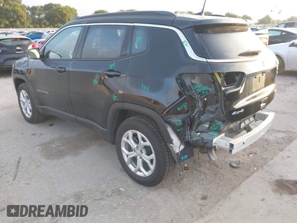 2024 Jeep Compass Latitude с VIN 3C4NJDBN4RT117244, выставлен на аукционе IAAI как лот 42702449 с пробегом 31 533 миль миль и . История ставок и продаж доступна на DreamBid. Изображение 3.