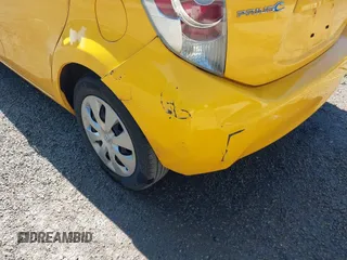2014 Toyota Prius One z VIN JTDKDTB31E1066984, wystawiony jako IAAI lot #42261574 z przebiegiem 163 378 mil mil oraz . Historia ofert i sprzedaży dostępna na DreamBid. Obrazek 18.